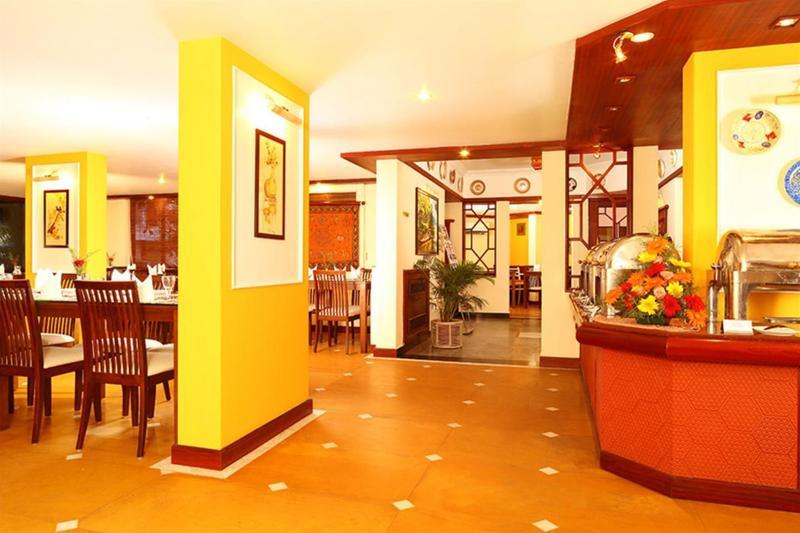 Riviera Suites Kochi Εξωτερικό φωτογραφία