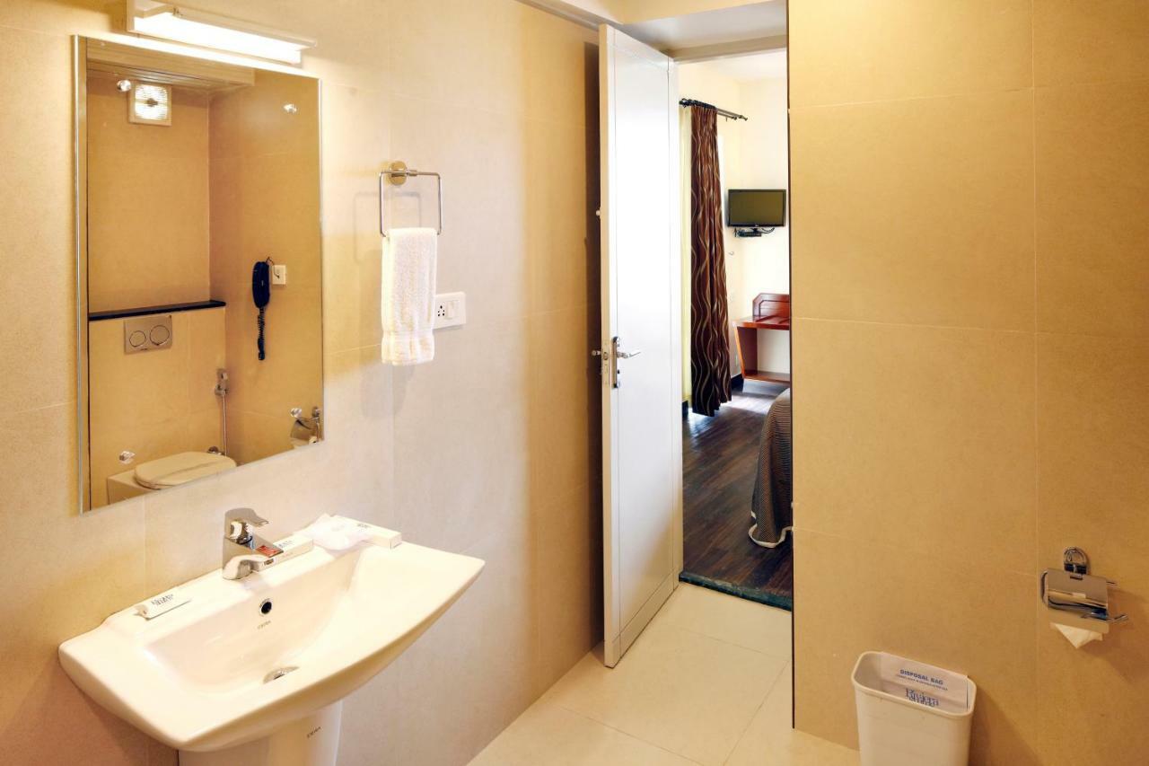 Riviera Suites Kochi Εξωτερικό φωτογραφία